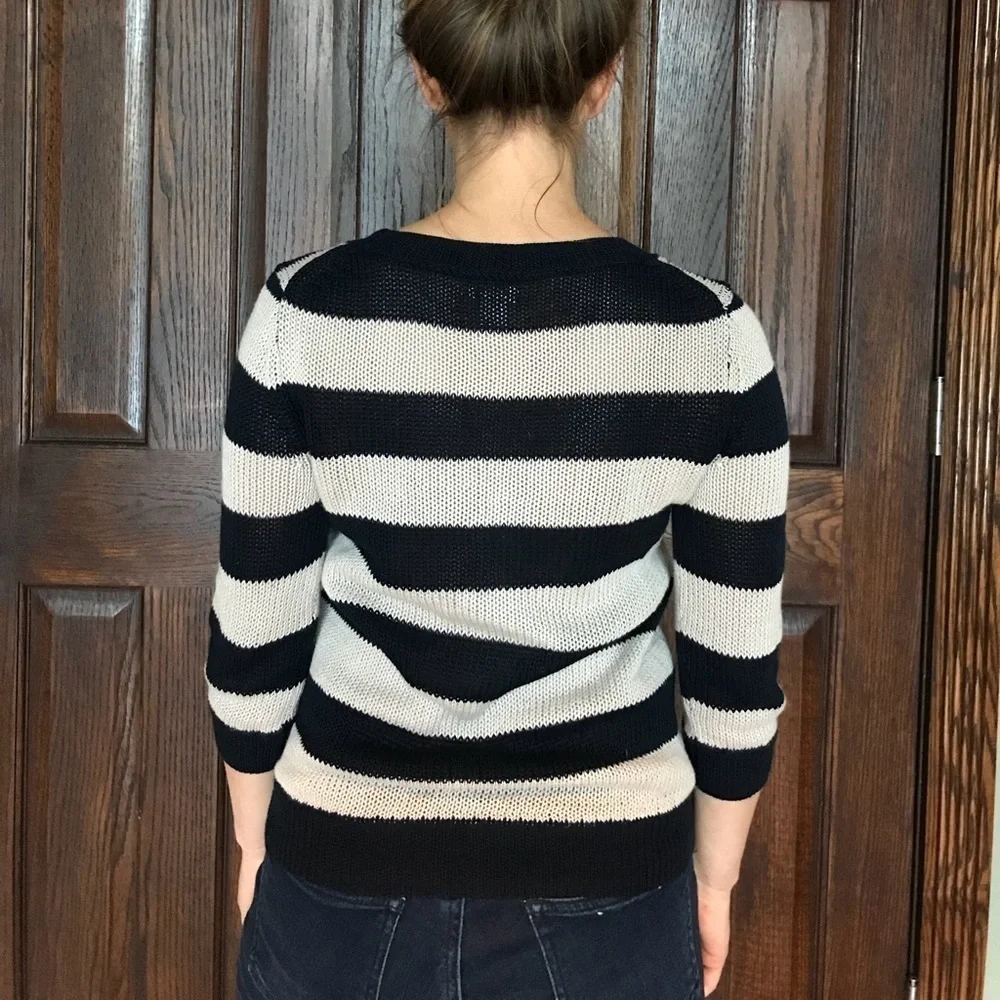 EUC J Crew Navy Cream Stripe Knit Sweater XXSβββββββ - Picture 3 of 8